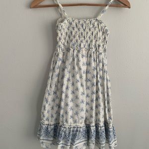 Ralph Lauren blue/Ivory floral smocked dress size 10 Adjustable Straps Lined